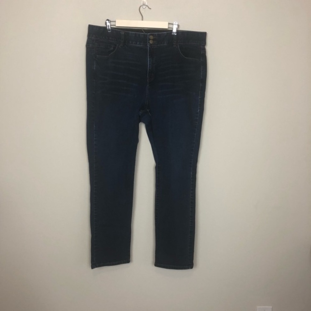 Lane Bryant Tighter Tummy Technology Straight